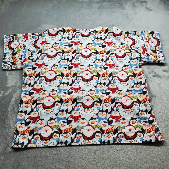 MNJ V-Neck Scrub Top Santa Claus with Penguins Holiday Theme Print 2 Pckts Sz XL - Picture 2 of 10